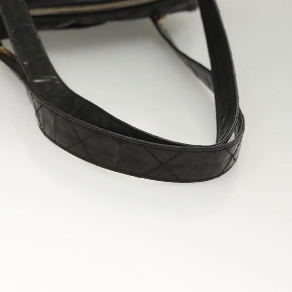 CHANEL Matelasse Shoulder Bag Enamel Black Gold CC Auth bs26857 - Picture 6 of 16